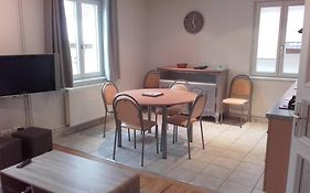 Le Victoria A Eguisheim, 4-6 P, 3Etoiles